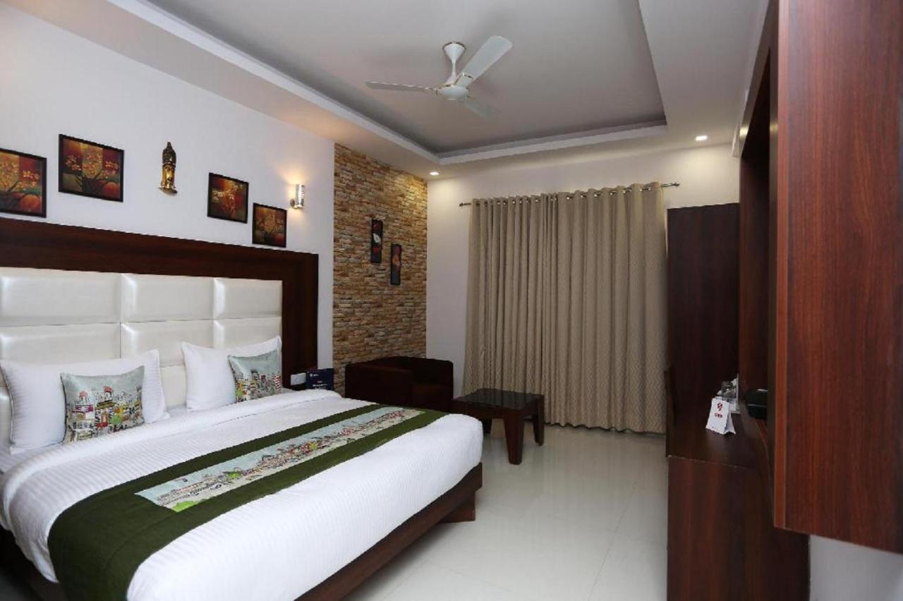 Hotel The Westend Green Nueva Delhi Exterior foto