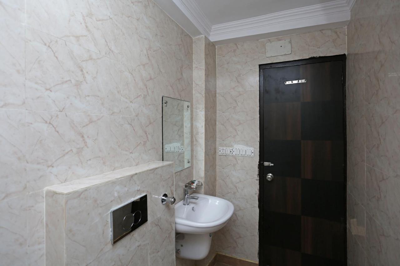 Hotel The Westend Green Nueva Delhi Exterior foto