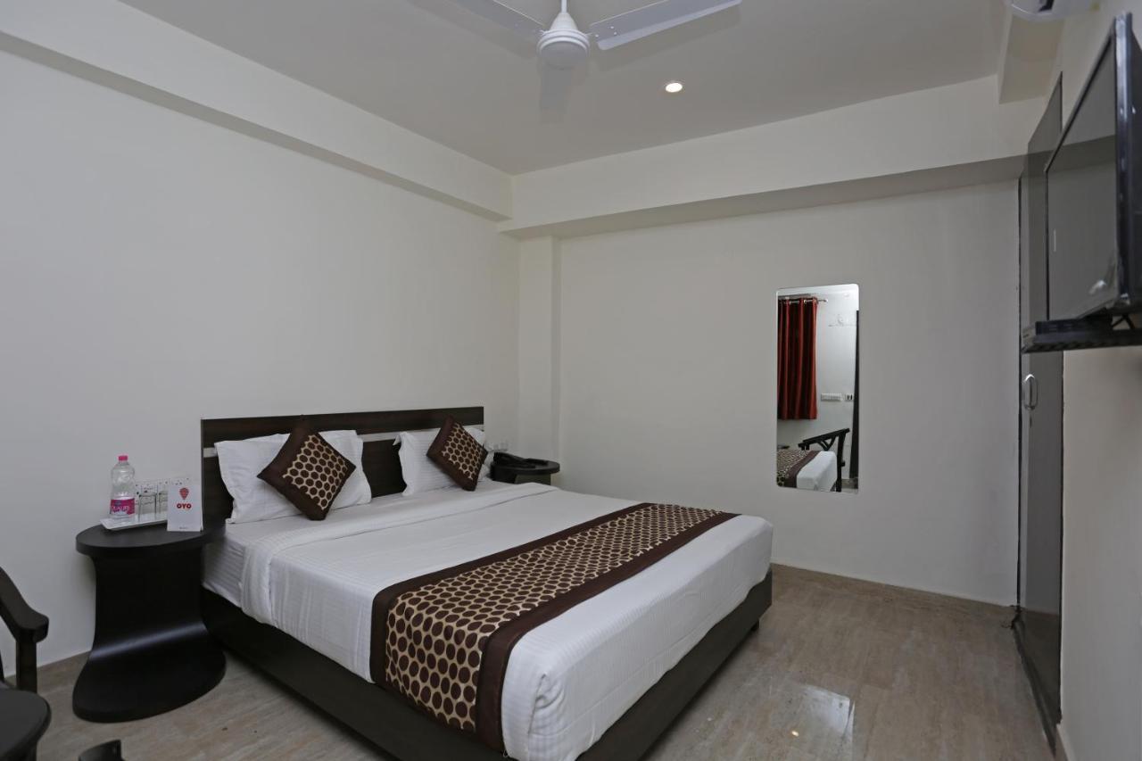 Hotel The Westend Green Nueva Delhi Exterior foto